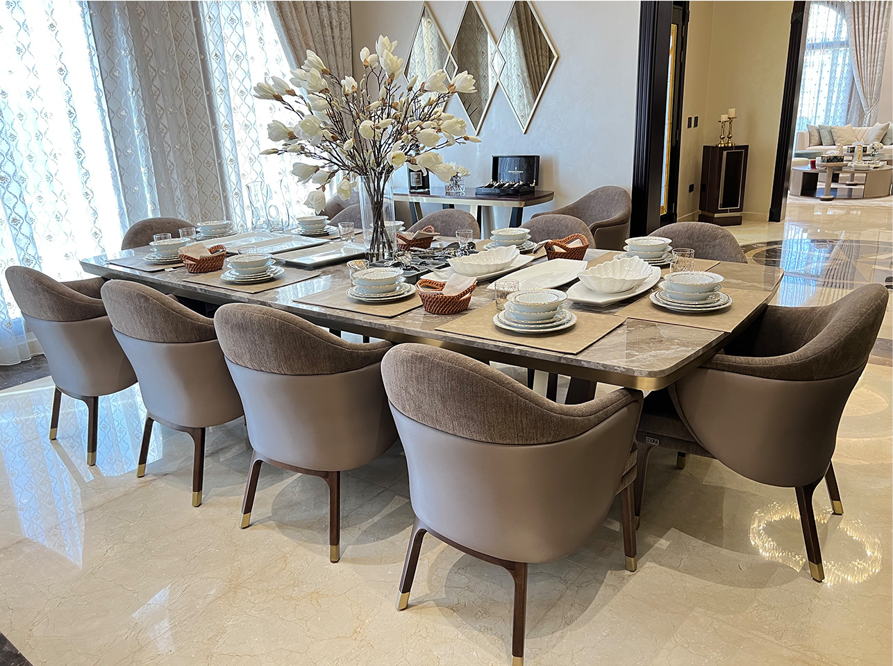 BOLD's Luxurious Dining Table Design in Dubai